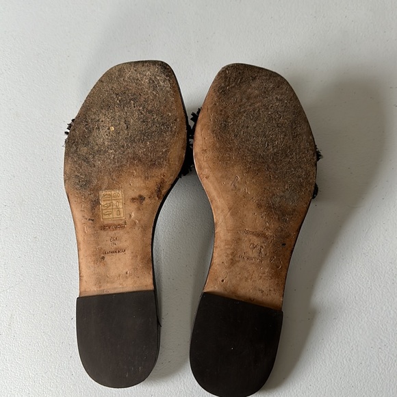 Tory Burch knot slides 8M - Picture 3 of 4